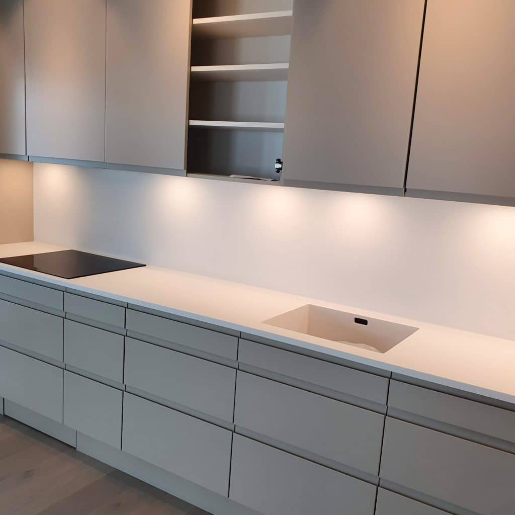 Corian 03 Referanser 13